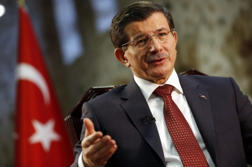Davutoglu: Em amade ne alîkariya Pêşmergeyan bikin